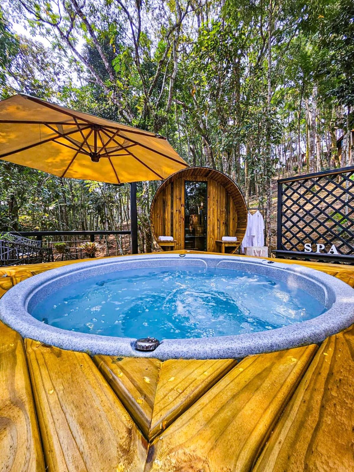Bulegreen Cabanas