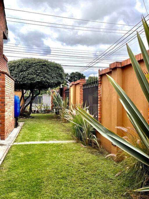 Private Studio-Apartment in Cedritos