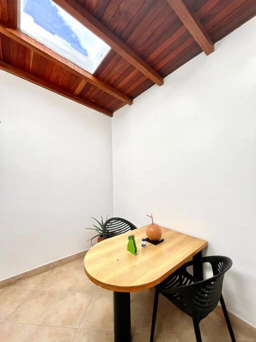 Private Studio-Apartment in Cedritos