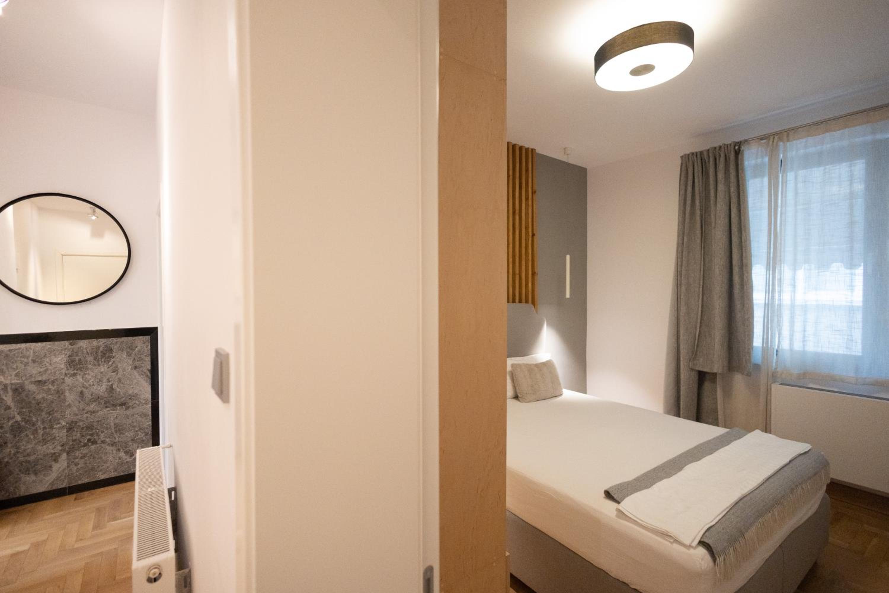 Luxury room 12-3