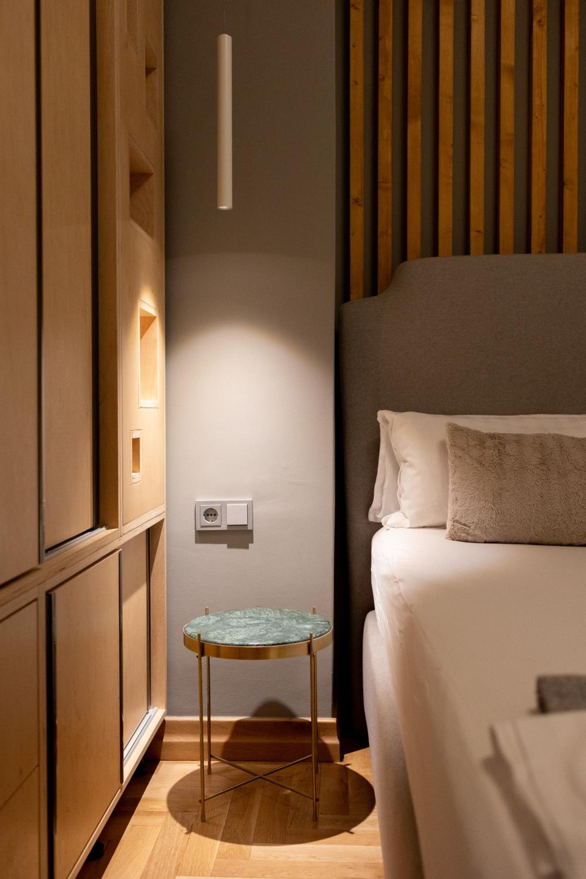 Luxury room 12-3