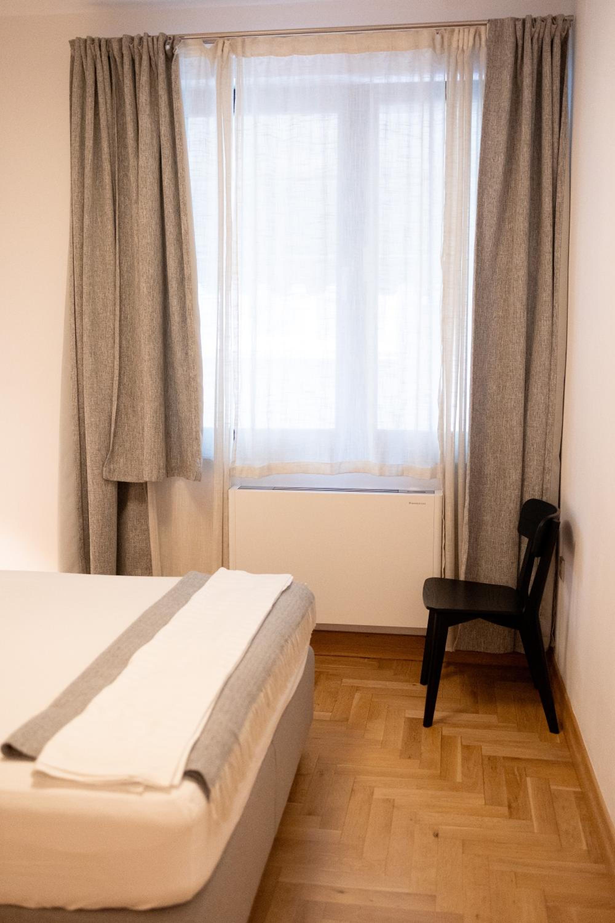 Luxury room 12-3