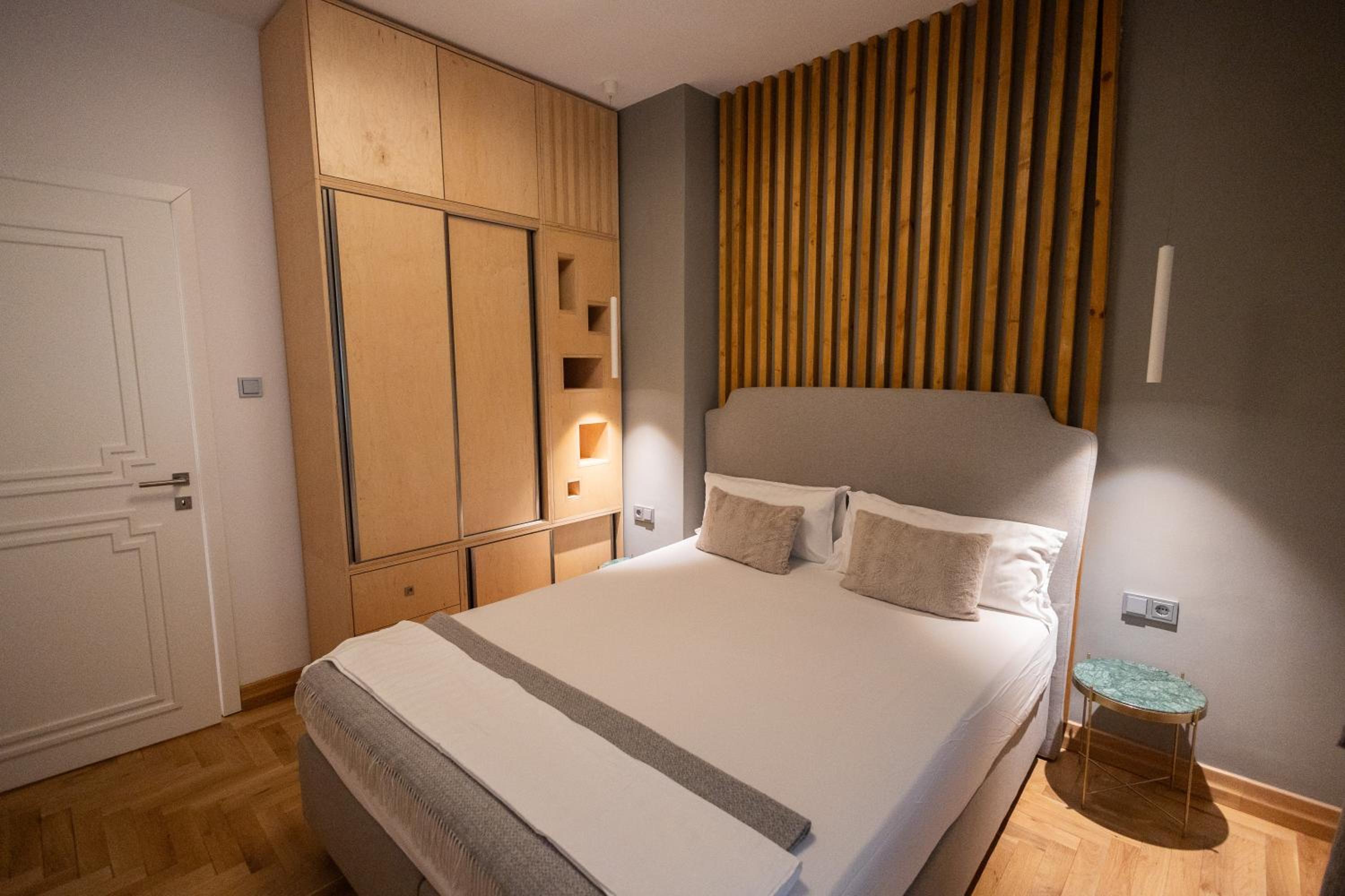 Luxury room 12-3