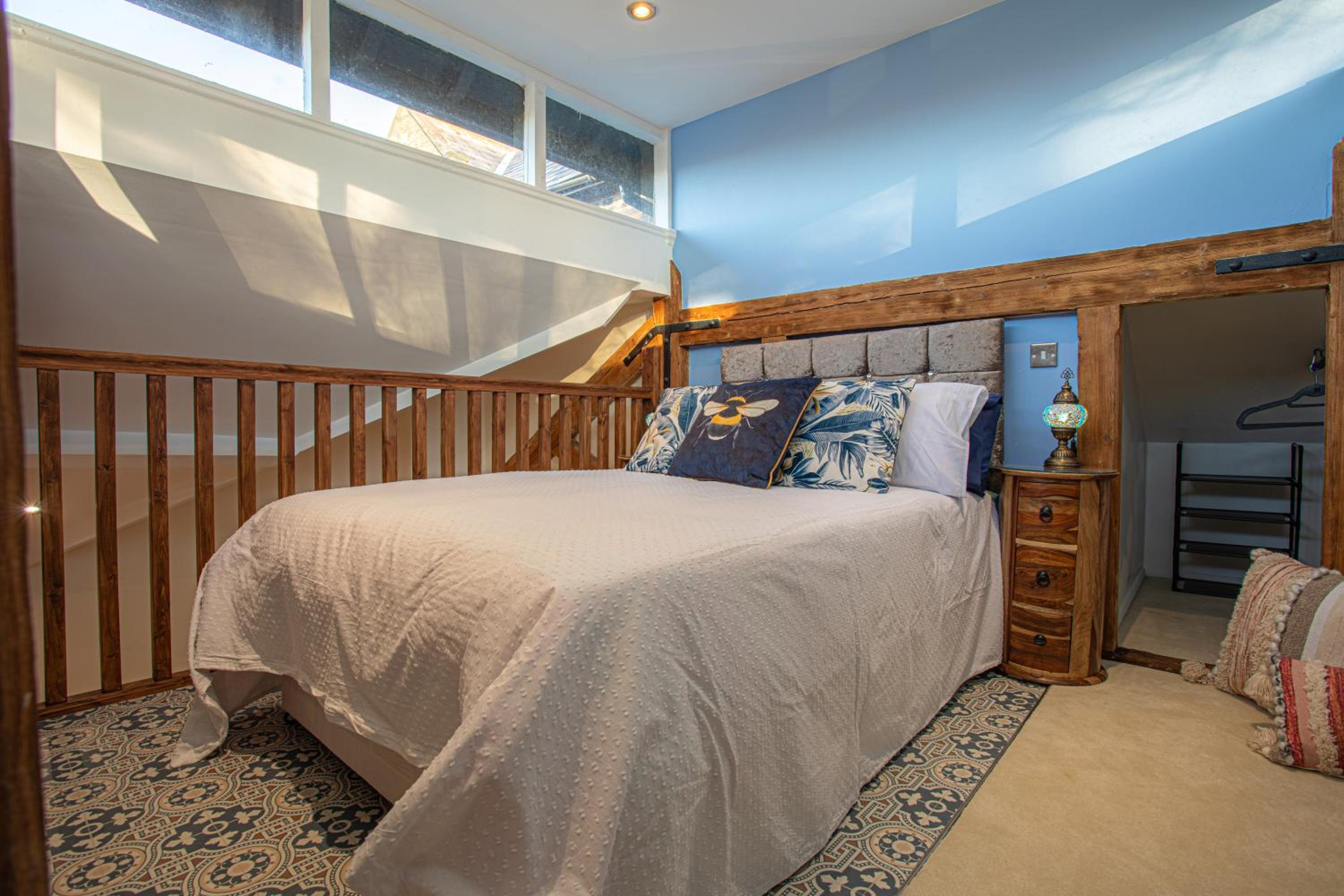 Countryside Fully Furnished Apartment in Halifax