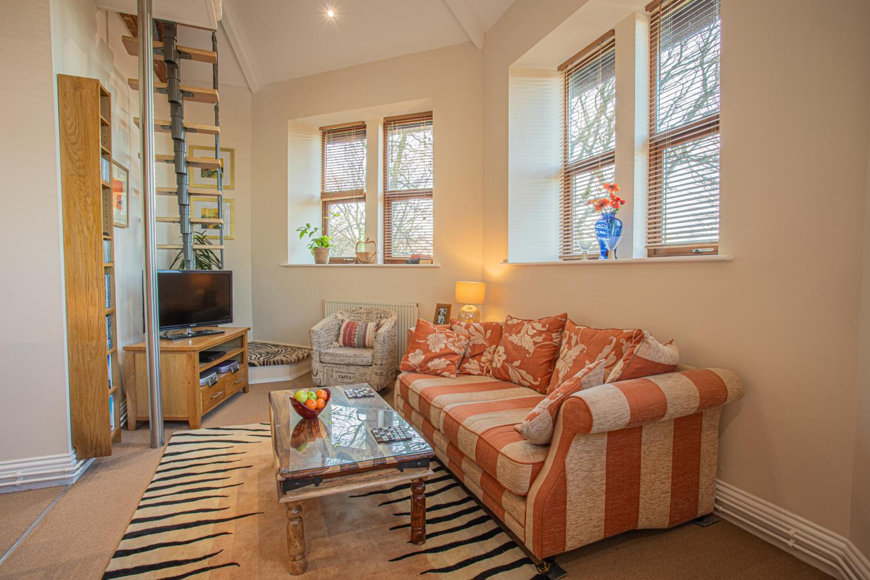 Countryside Fully Furnished Apartment in Halifax