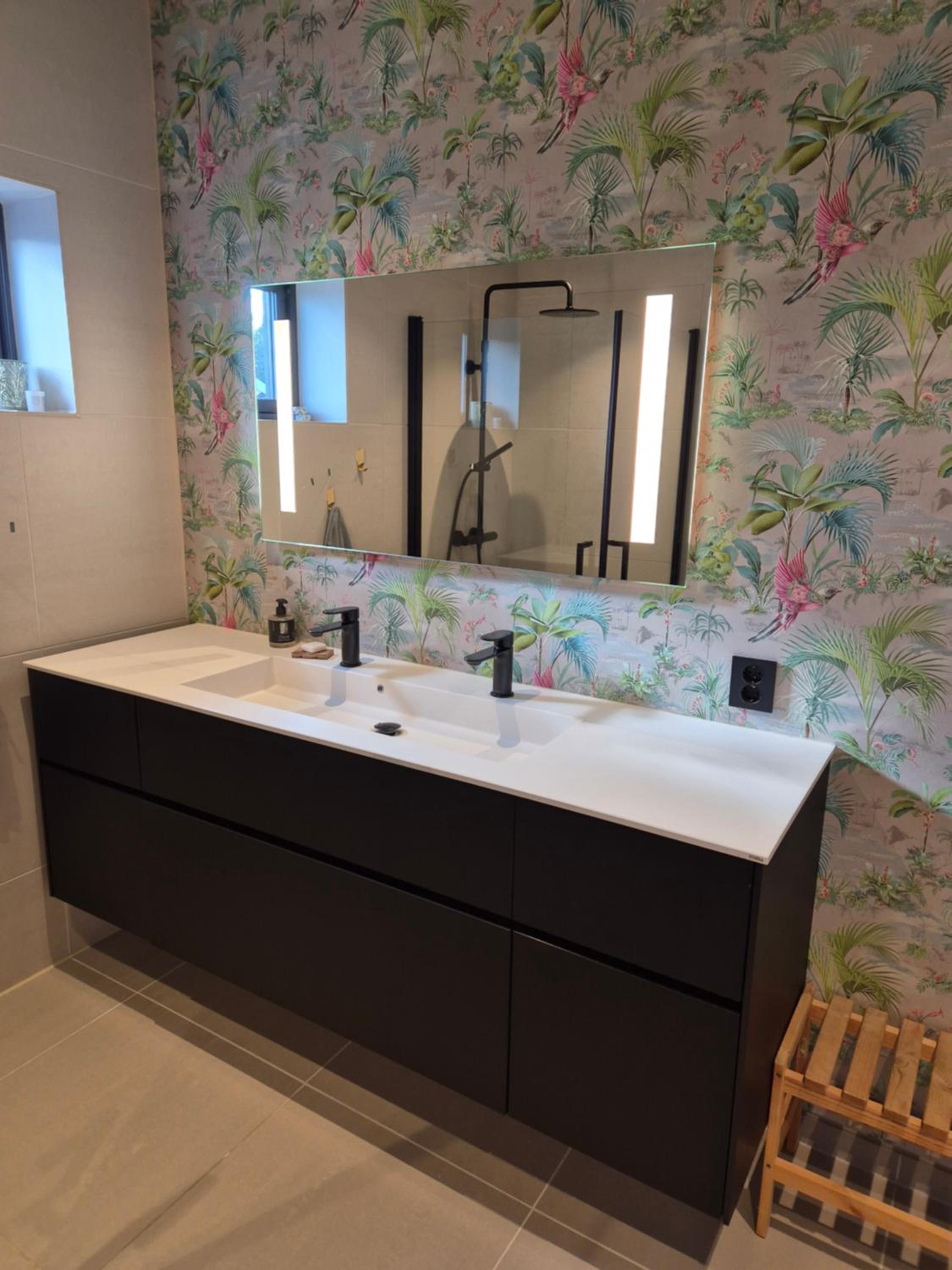 New and trendy home with fjord view view 4