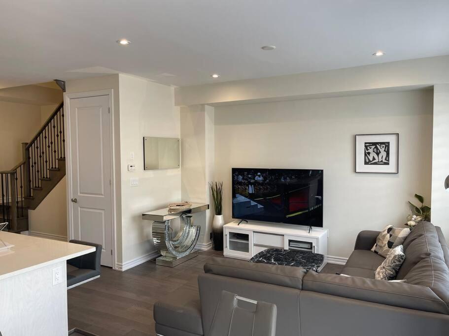 Cozy 3-Bedrooms T-Home #Niagara