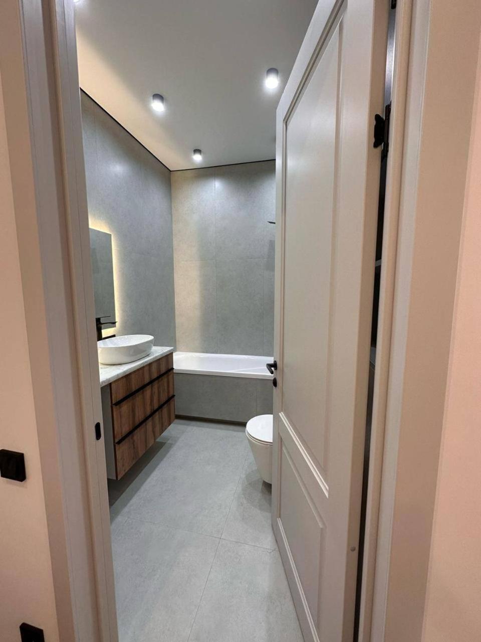 Lux Buqar Jyray Exclusive, 2room view 2