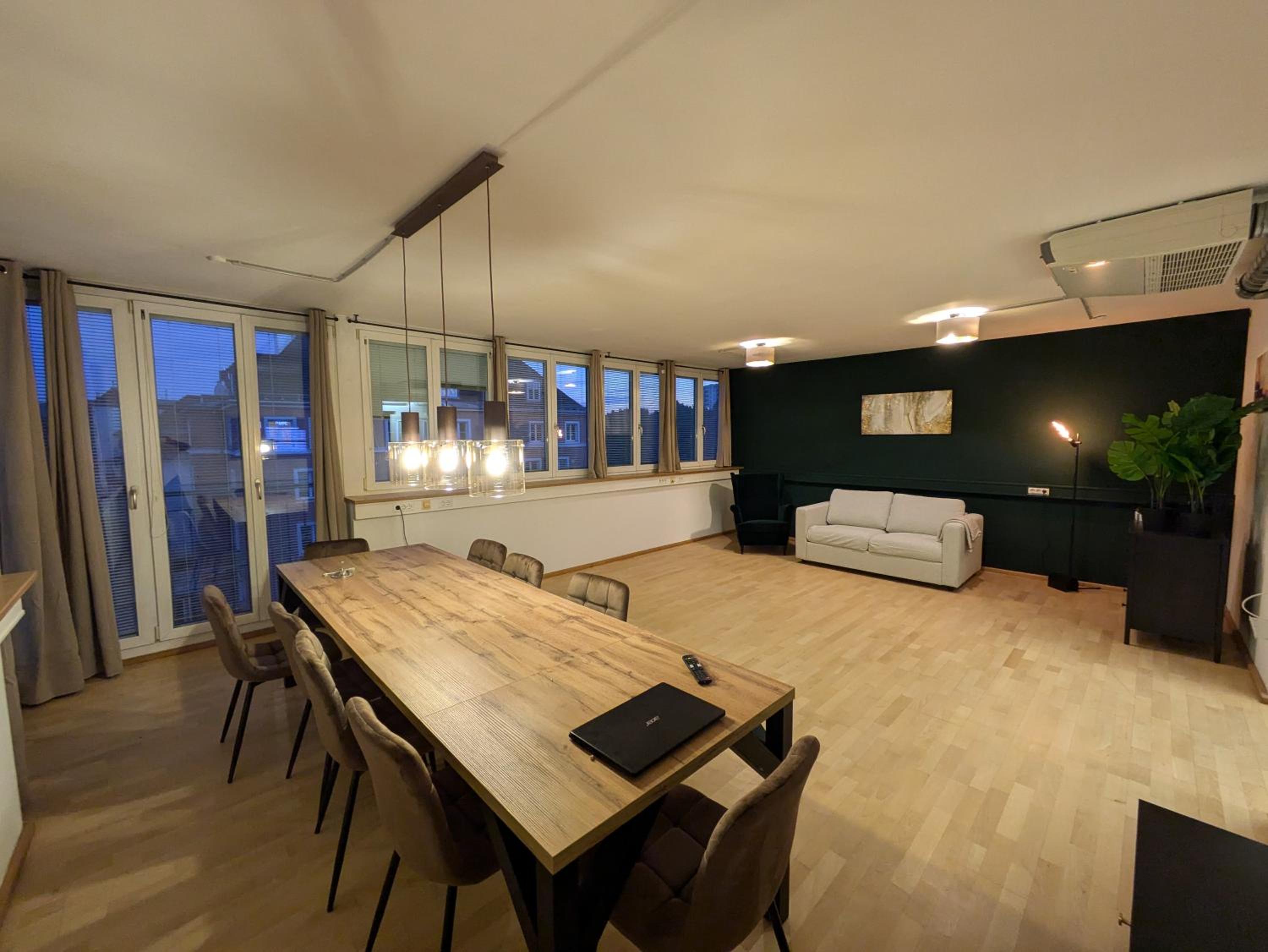 meeting & event spaces