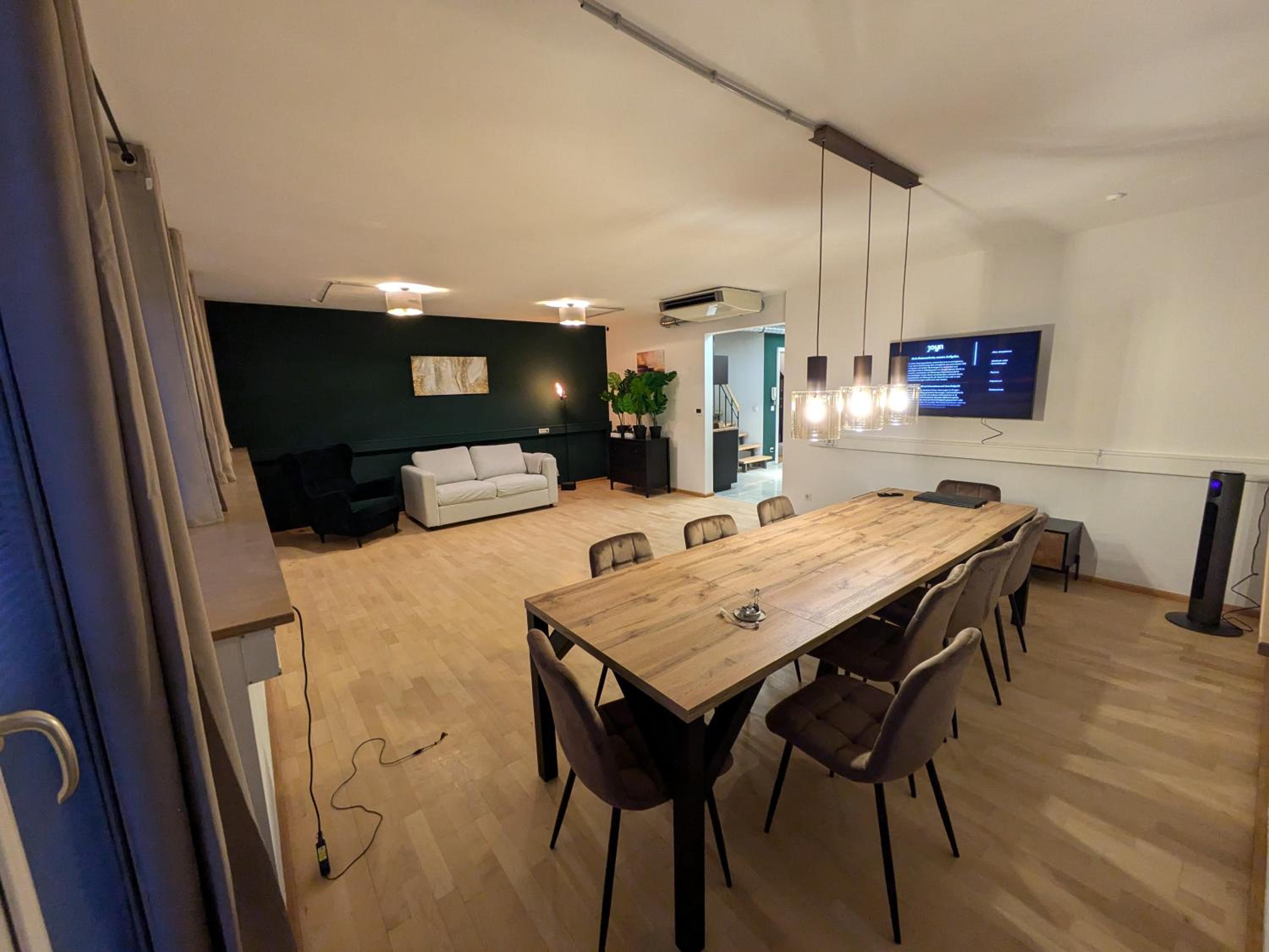 meeting & event spaces