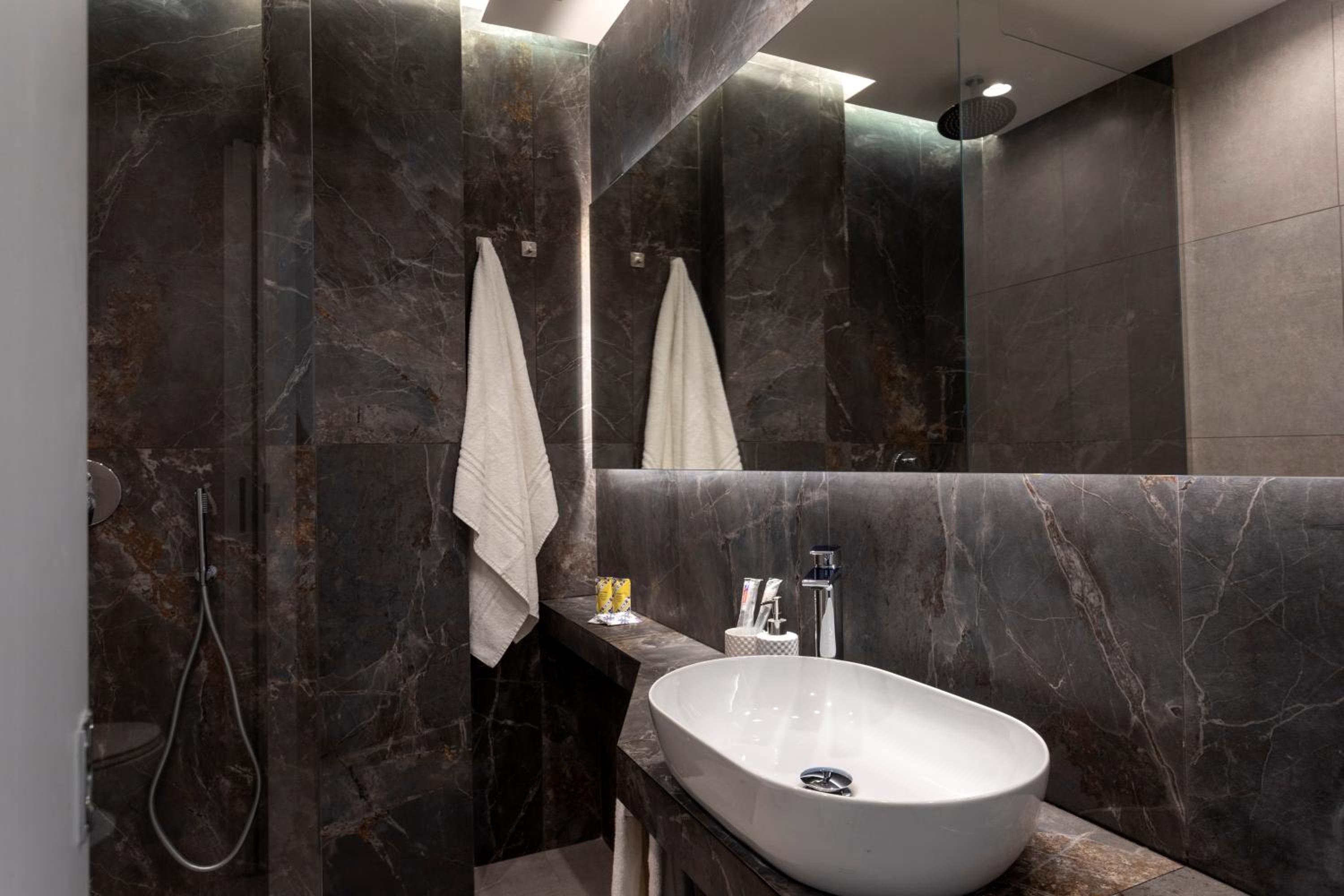 Cilea Apartments