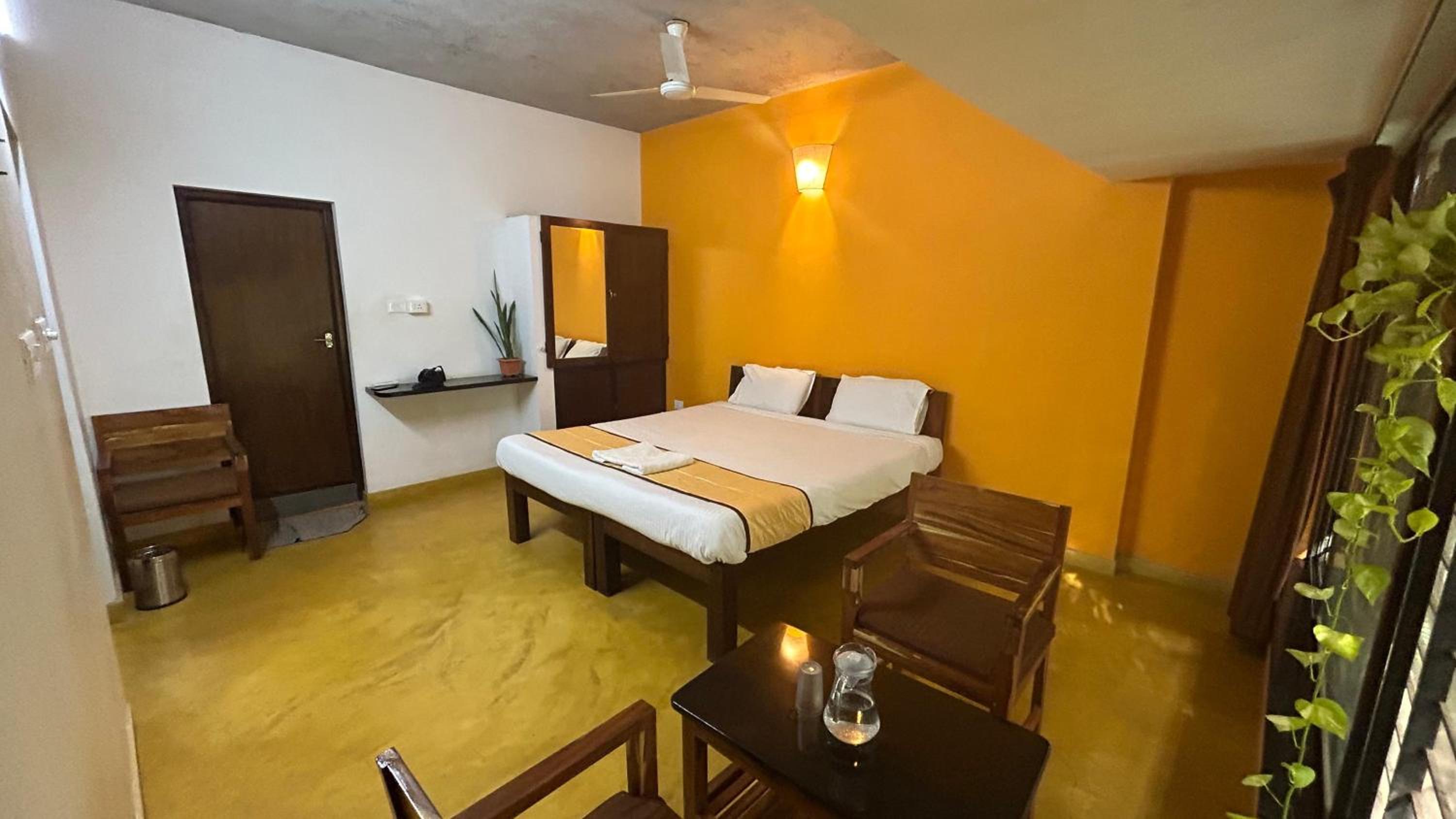 Samantha International The Ultimate Hostel Treat