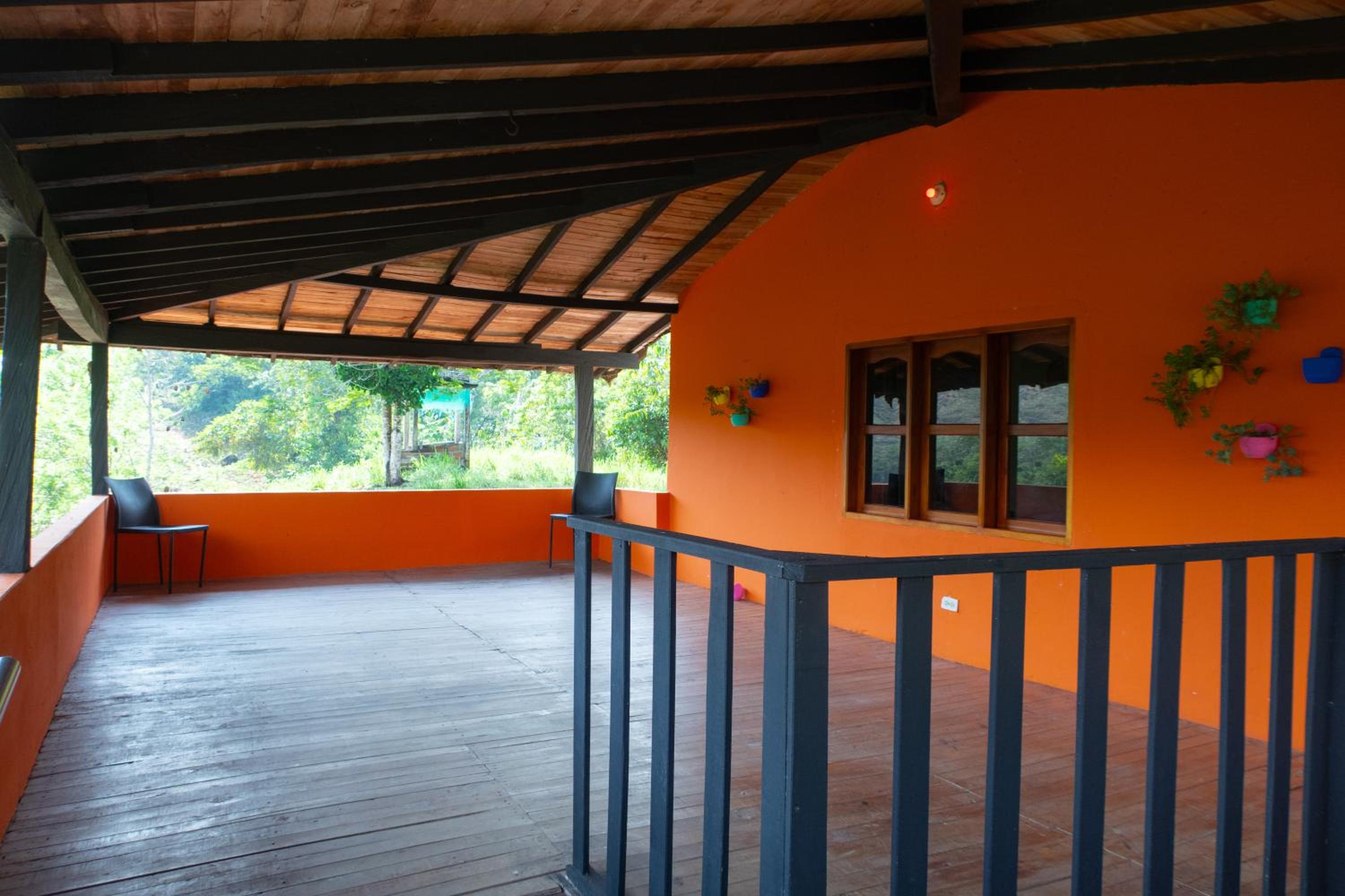 Hospedaje RioBosque San Carlos