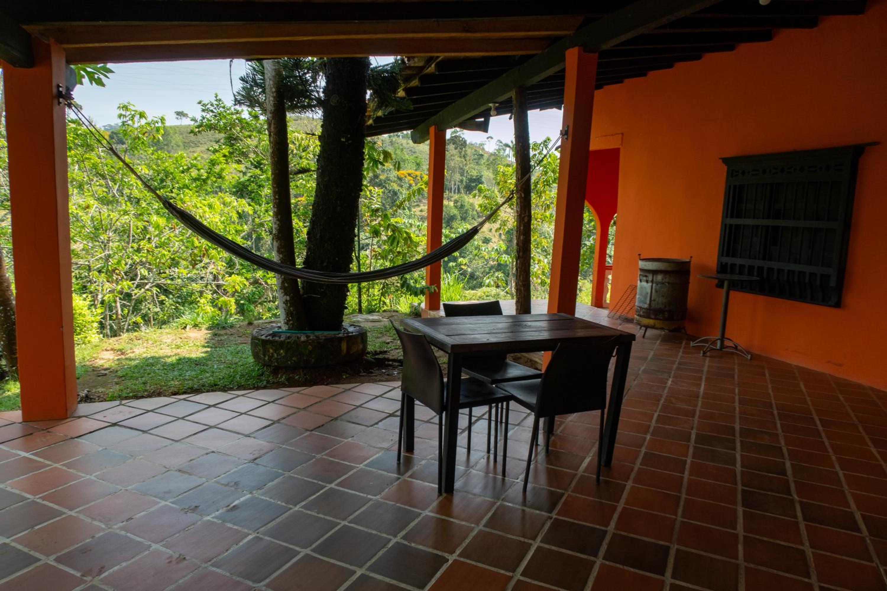 Hospedaje RioBosque San Carlos