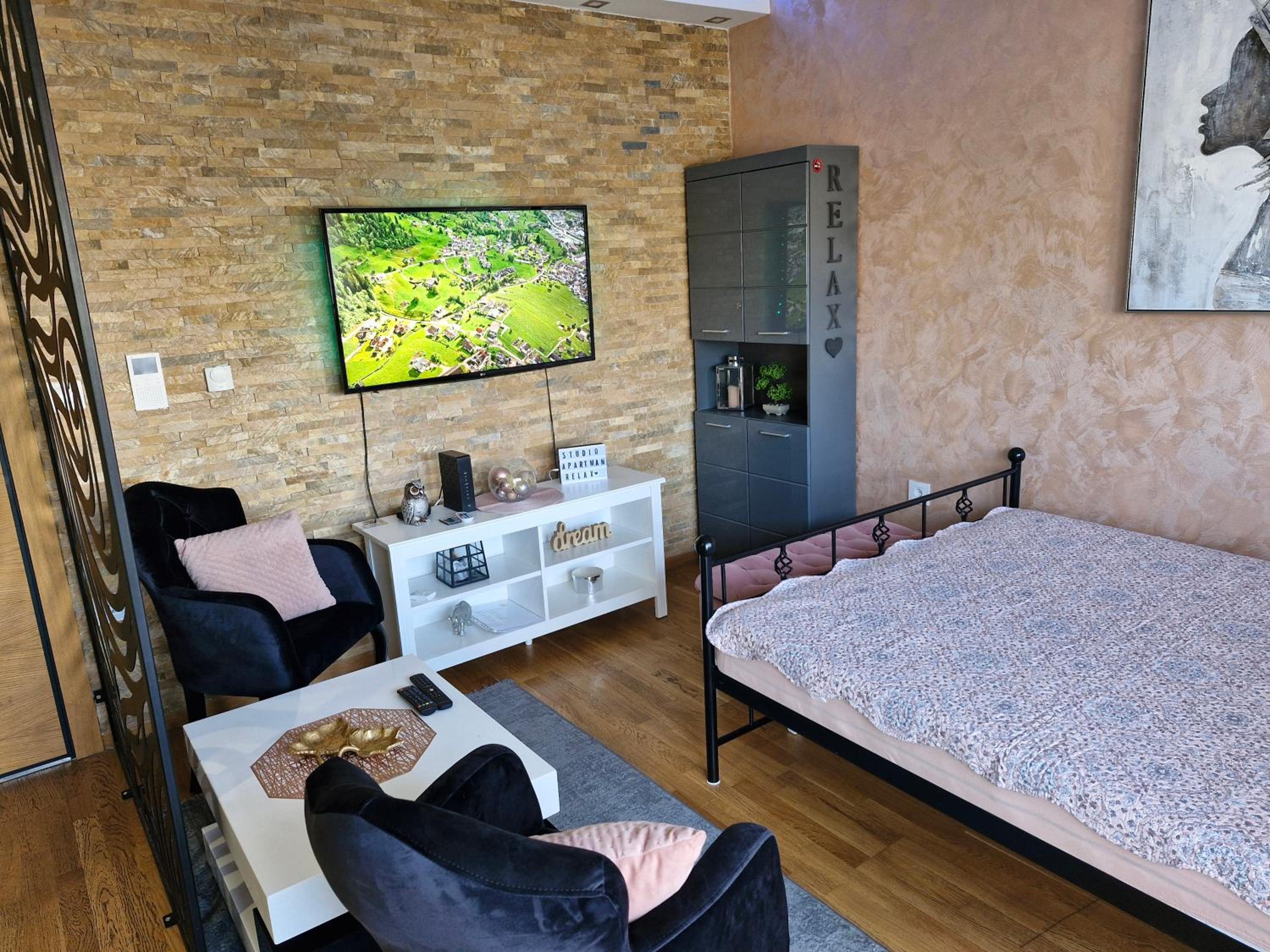 Relax studio apartman Novi Sad, Telep view 4