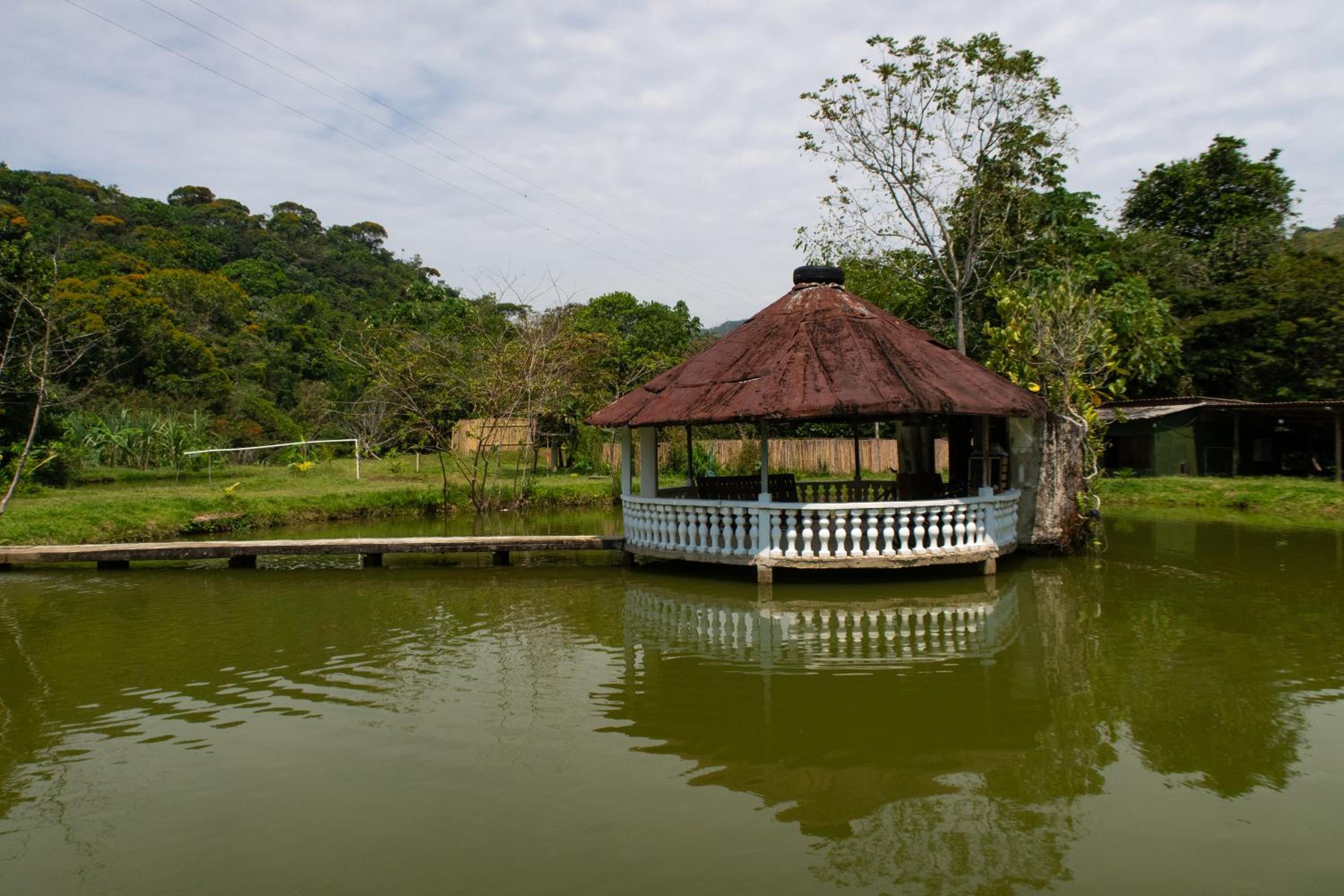 Hospedaje RioBosque San Carlos