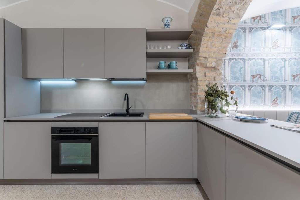 DomusLatina Monti - Luxury stay in the heart of Rome