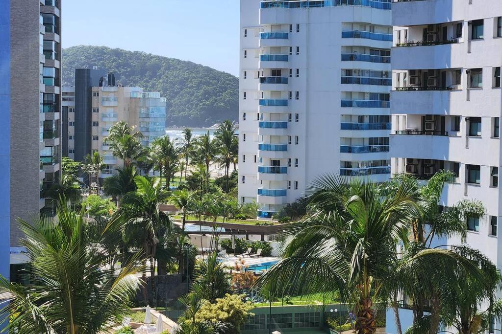 Apartamento com 4 Suítes na Rua da Praia do Módulo 6 na Riviera de São Lourenço