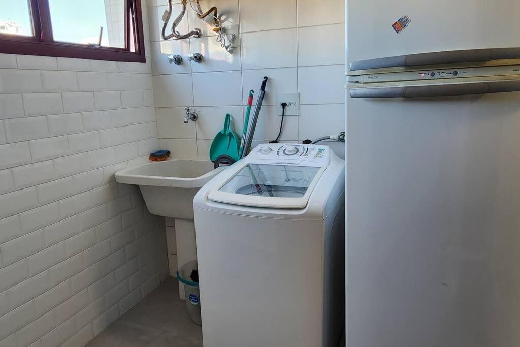 Apartamento com 4 Suítes na Rua da Praia do Módulo 6 na Riviera de São Lourenço