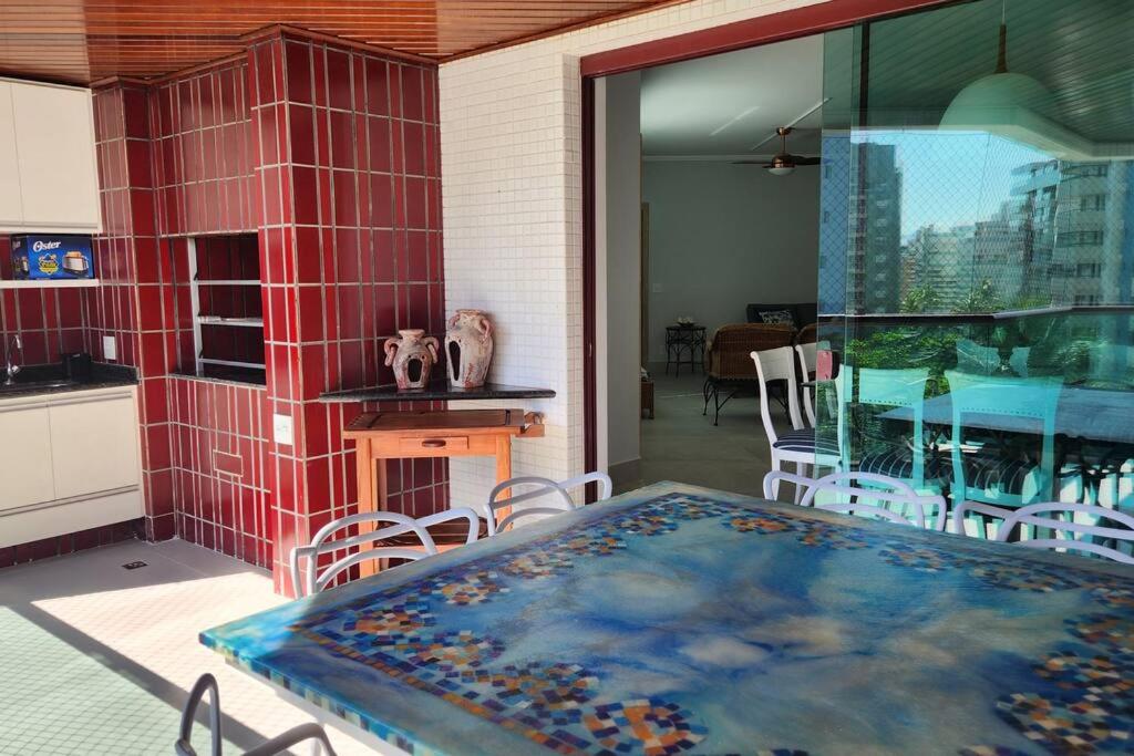 Apartamento com 4 Suítes na Rua da Praia do Módulo 6 na Riviera de São Lourenço