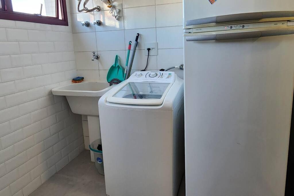 Apartamento com 4 Suítes na Rua da Praia do Módulo 6 na Riviera de São Lourenço