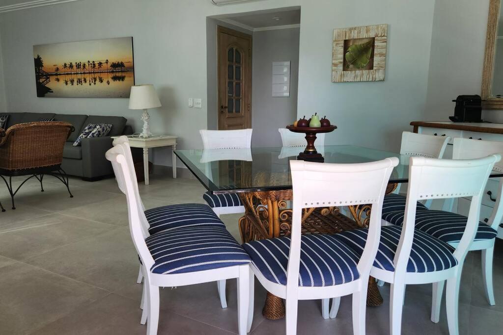 Apartamento com 4 Suítes na Rua da Praia do Módulo 6 na Riviera de São Lourenço