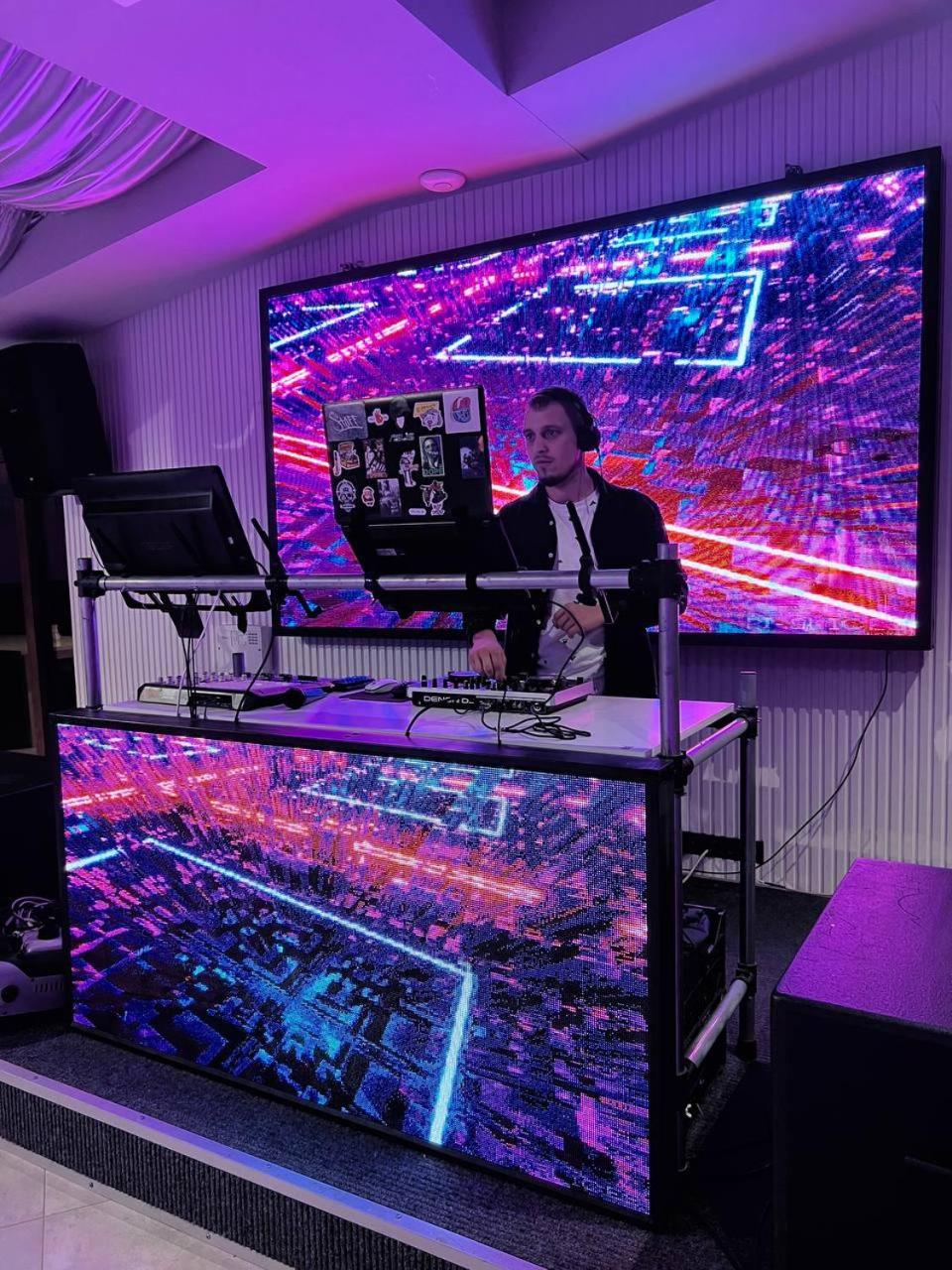 Photo 43