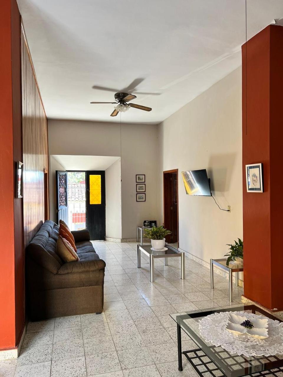 Casa Gualy
