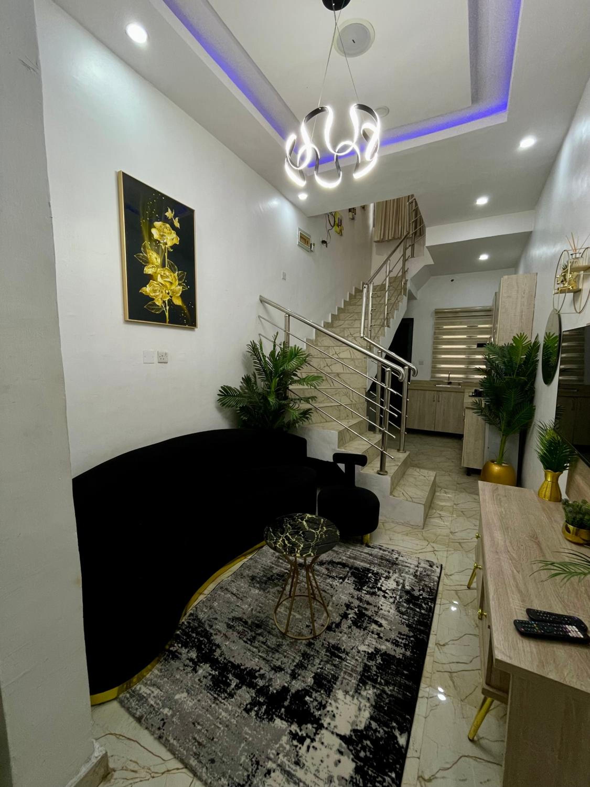 Ravens apartment