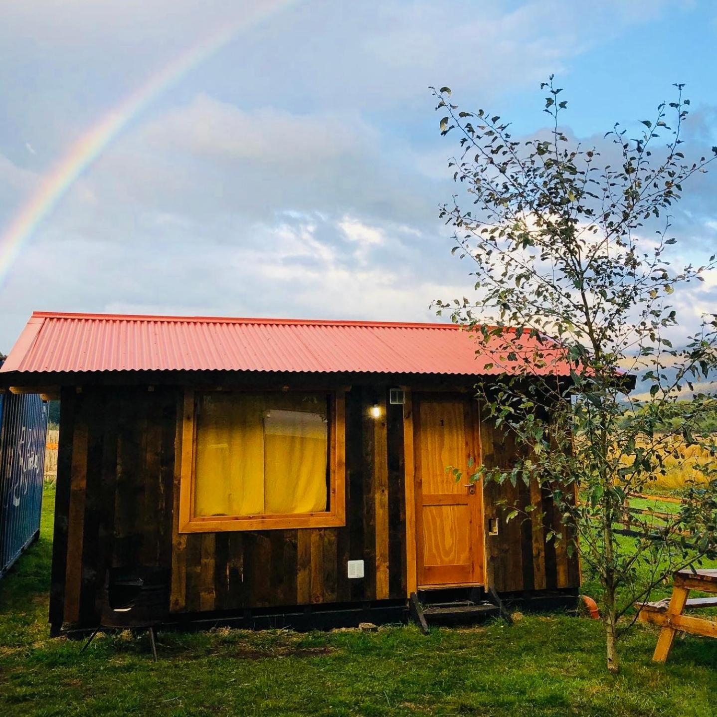 TRAVELLERS Camping & Dorms