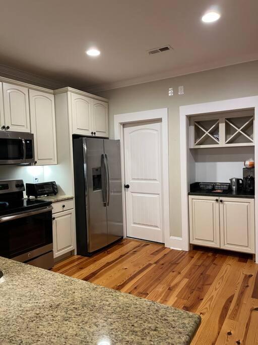 5 Star Home Away from Home Beach & Golf view 5