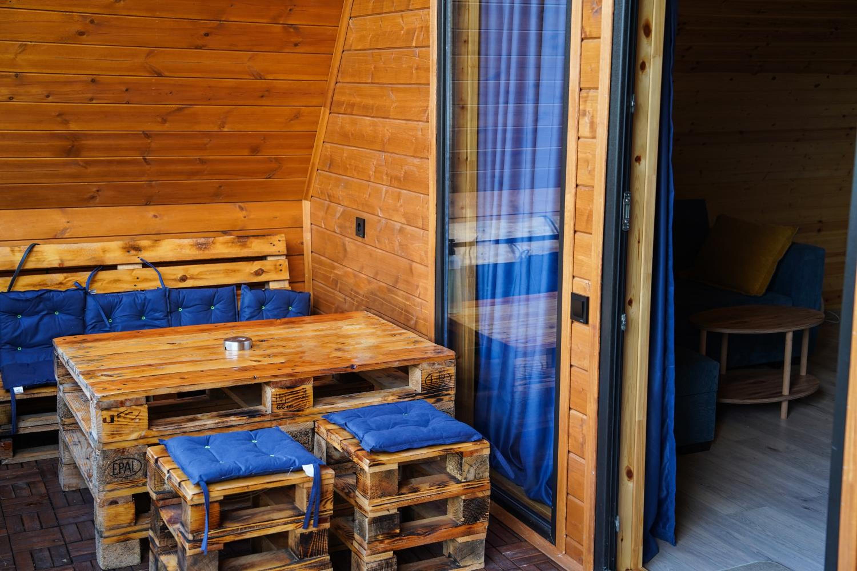 Rest point cottage Kazbegi view 5