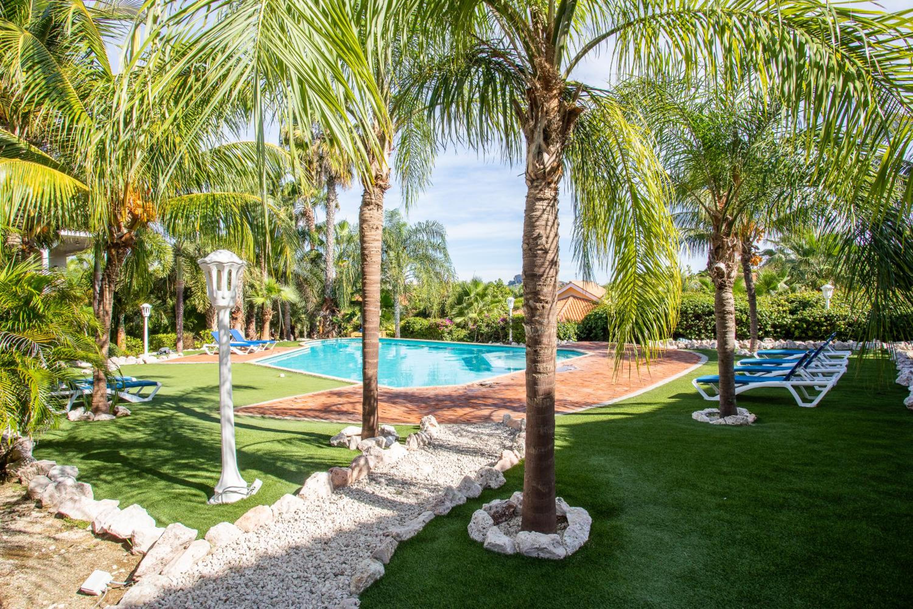 Dushi Tropicana, Jan Thiel, Curaçao