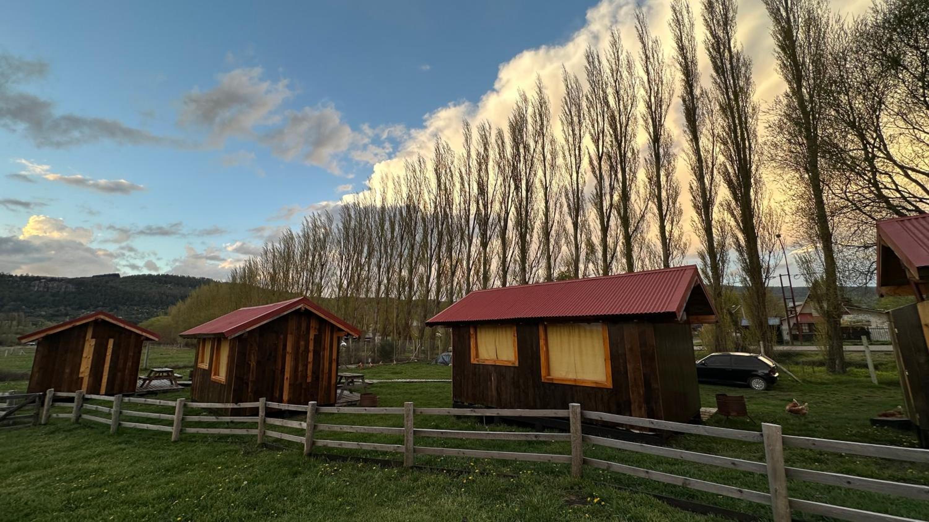TRAVELLERS Camping & Dorms