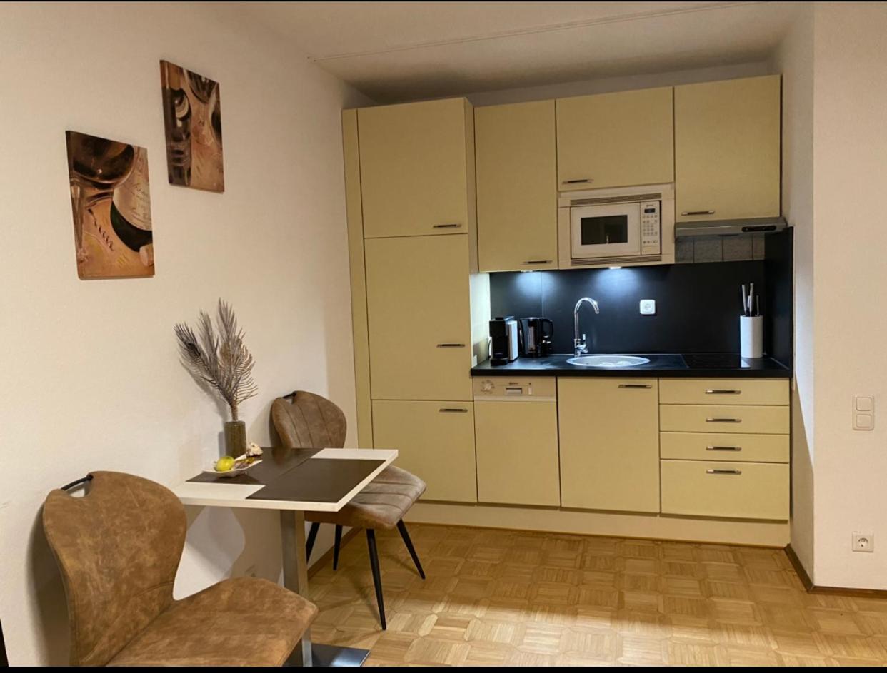 Stilvolles Apartment auf Zeit in Düsseldorf Mörsenbreuch