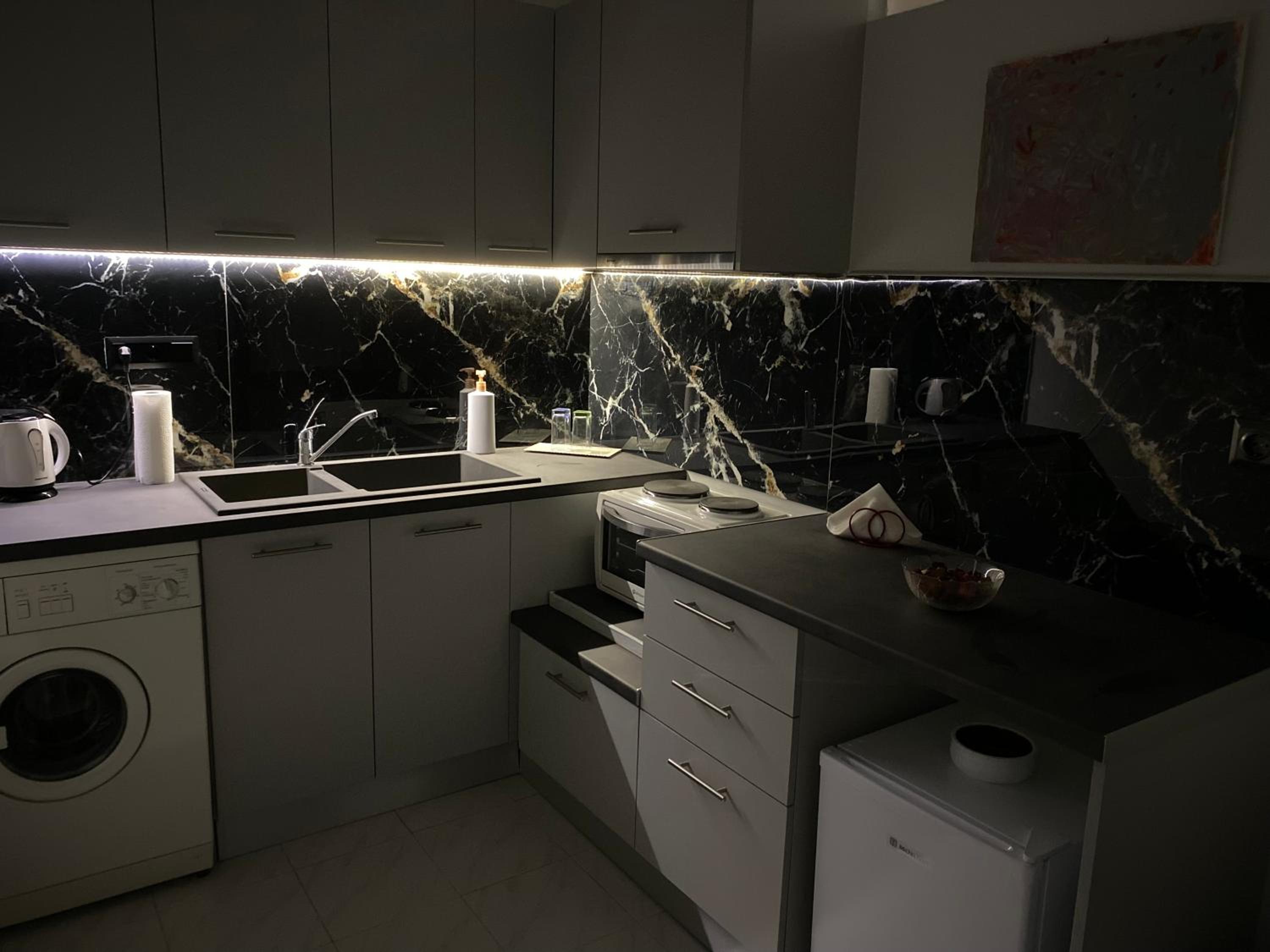Urban Chic Flat Pagrati Athens