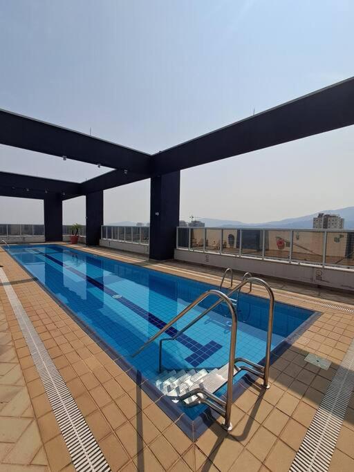 Loft Moderno perto da Faculdade