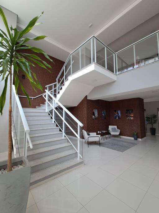 Loft Moderno perto da Faculdade