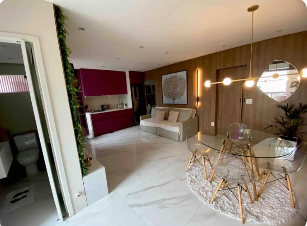 Apartamento Luxo Requinte 30 mts da Praia da Barra Posto 8
