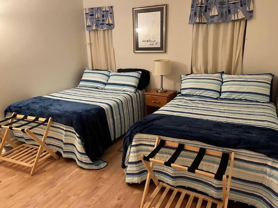 True Blue Spacious Condo on golf course! view 4