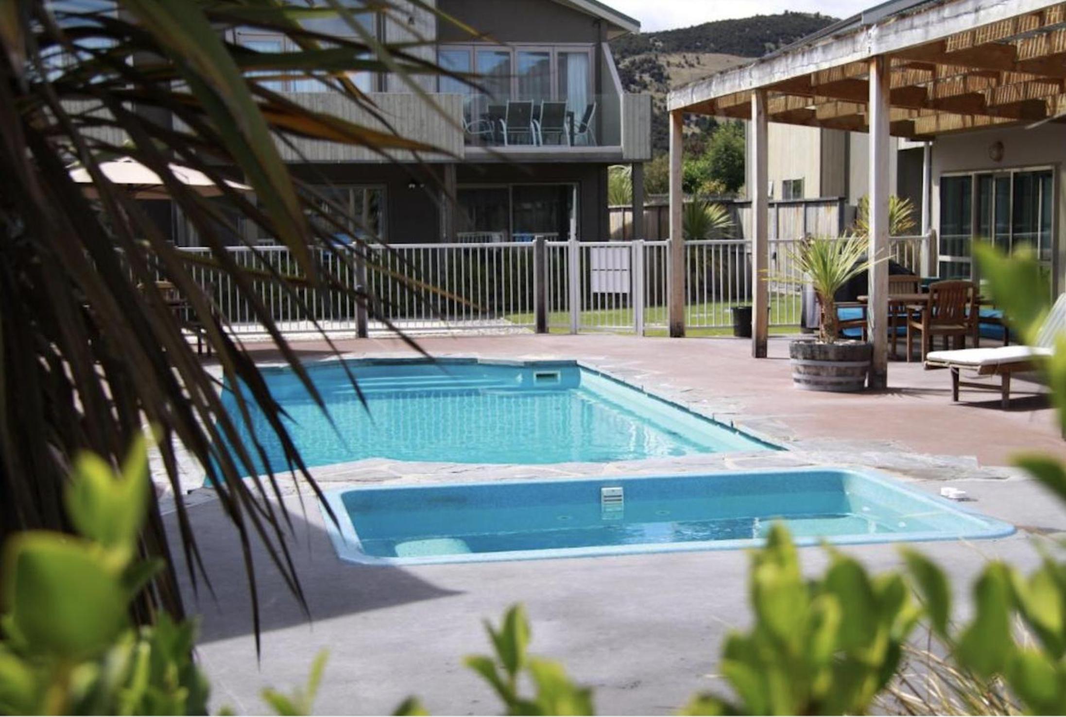 Spacious Alpine View Resort view 2