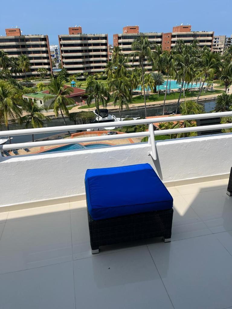 Espectacular Apto en Lecheria, vista y acceso al Canal view 5