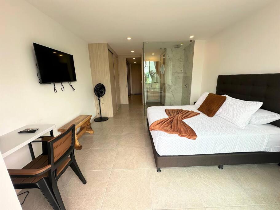 Belmonte218-Apartaestudio en Av centenario con piscina gym bbq