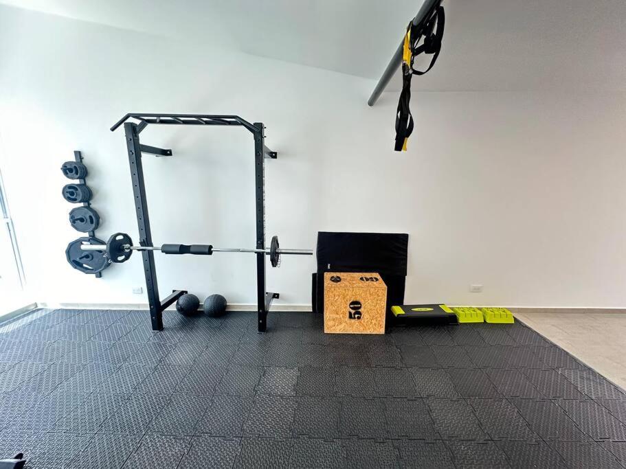 Belmonte218-Apartaestudio en Av centenario con piscina gym bbq