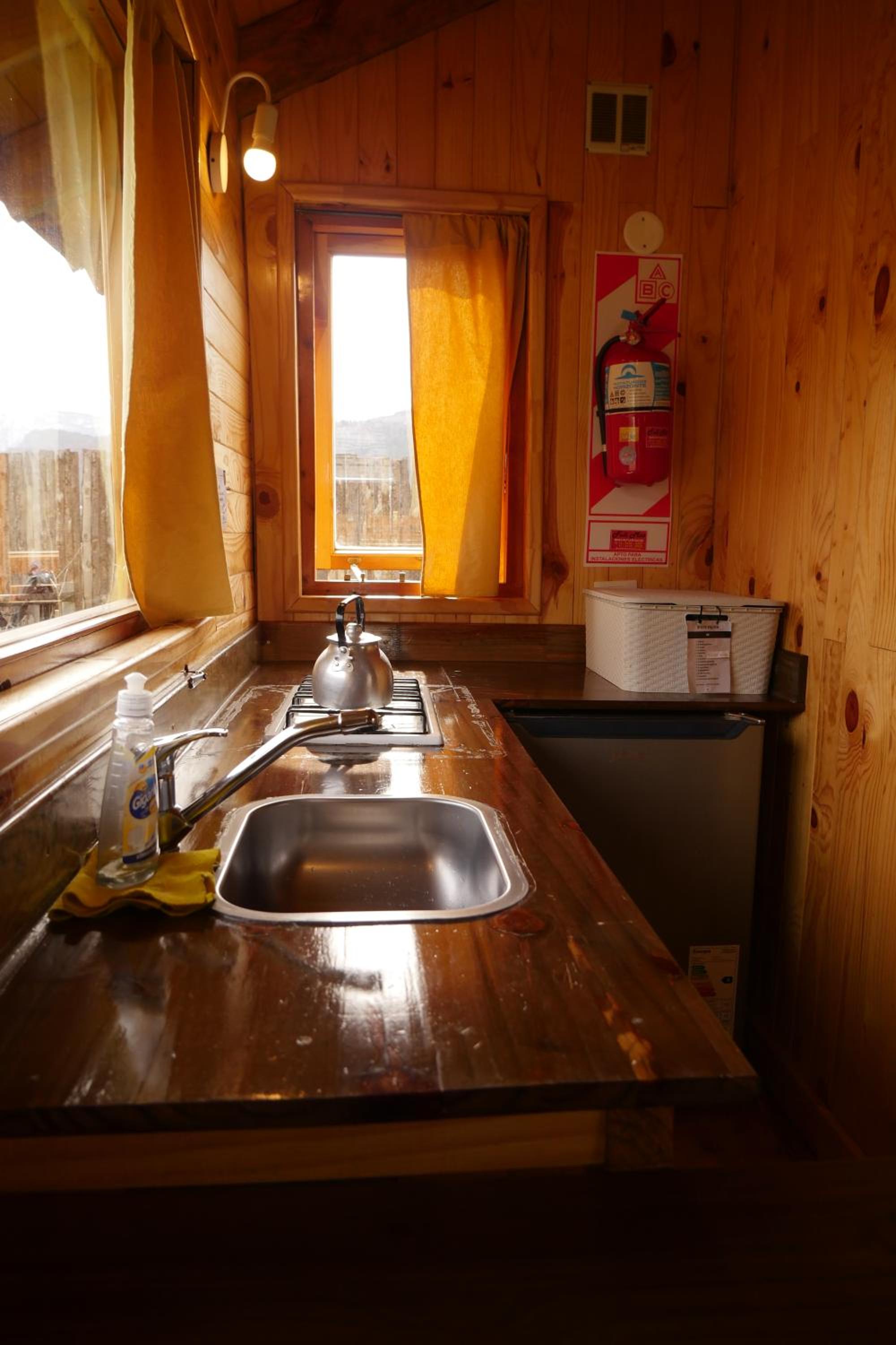 TRAVELLERS Camping & Dorms