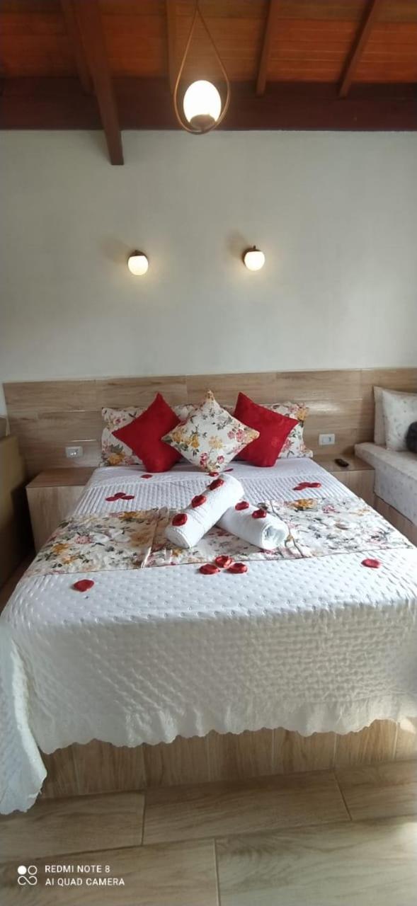 Casa da Vovó na Pousada Sitio Pauletto - com Cozinha, Churrasqueira e Decoração