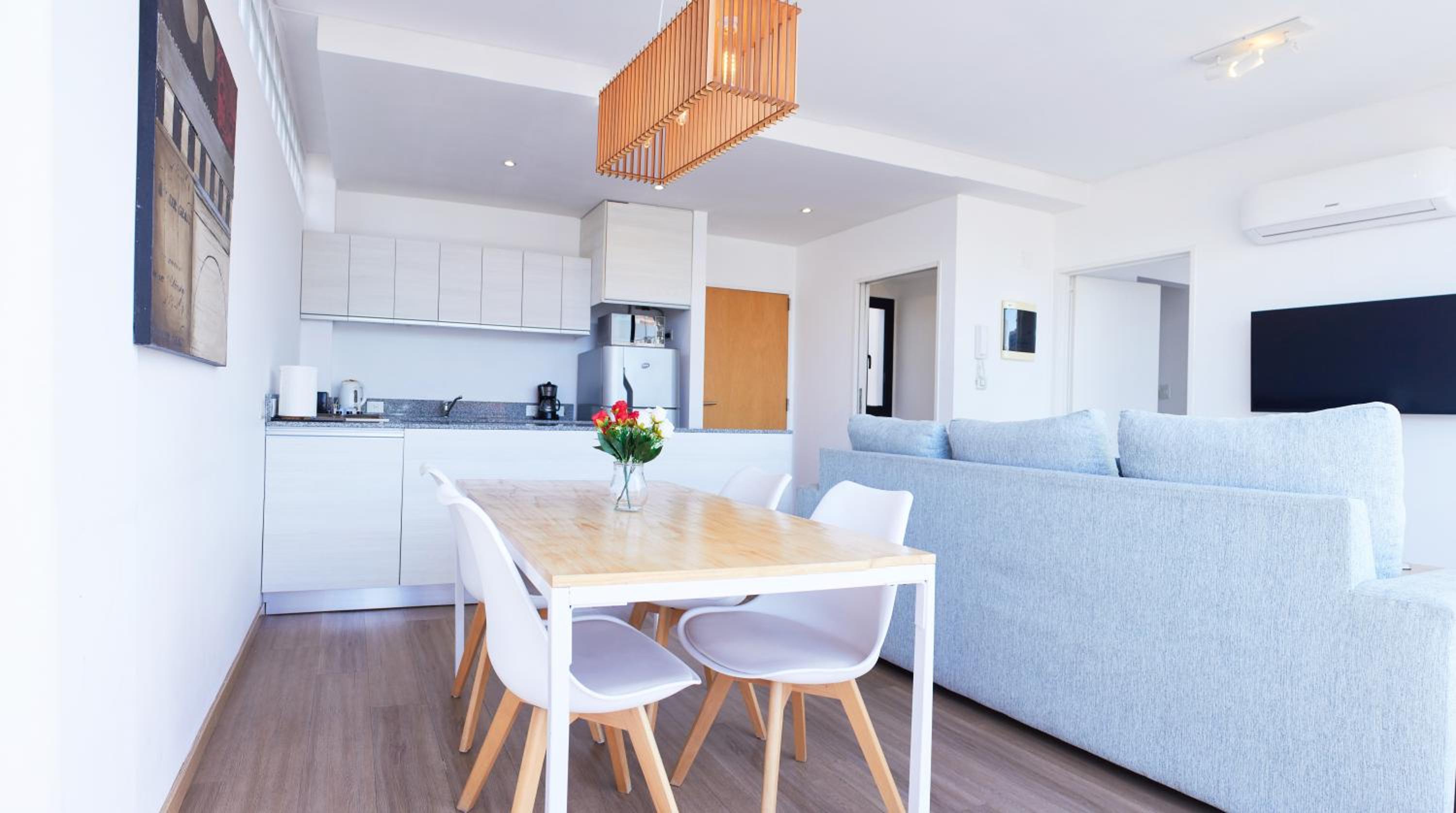 Monroe Suites