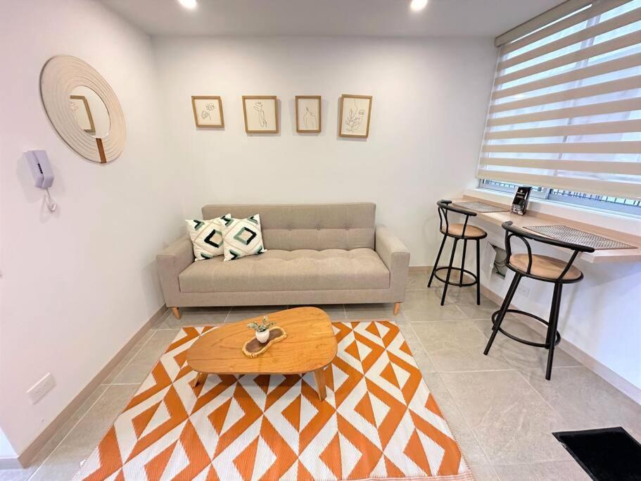 Belmonte502-Apartaestudio en zona exclusiva con piscina