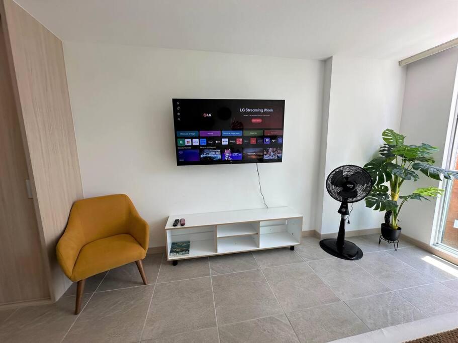 Belmonte502-Apartaestudio en zona exclusiva con piscina