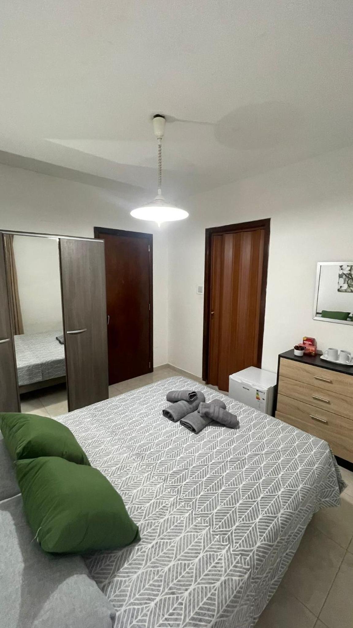 Amery R1 view 3